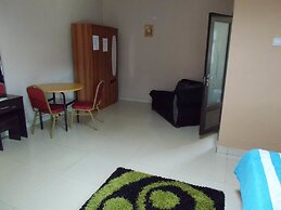 Leget Lodges & Gardens