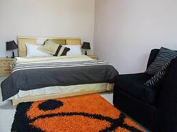 Leget Lodges & Gardens