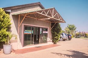 Leget Lodges & Gardens