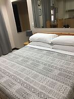 101 Newport Condo Across the Airport