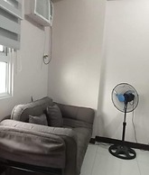 101 Newport Condo Across the Airport