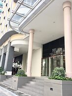 101 Newport Condo Across the Airport