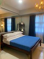 101 Newport Condo Across the Airport