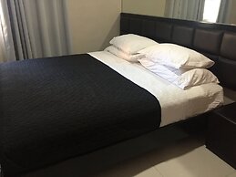 101 Newport Condo Across the Airport