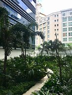 101 Newport Condo Across the Airport