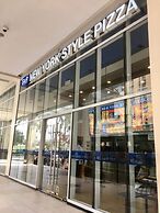 101 Newport Condo Across the Airport