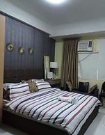 101 Newport Condo Across the Airport