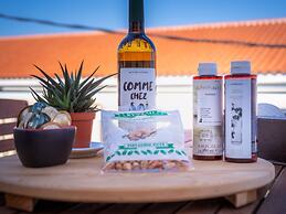 The Roof - Flat Sea View in Aegina Town