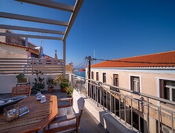 The Roof - Flat Sea View in Aegina Town