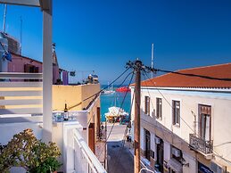 The Roof - Flat Sea View in Aegina Town