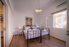 The Roof - Flat Sea View in Aegina Town