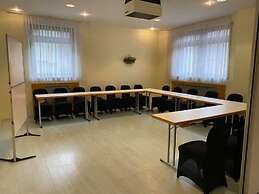 LILTON Hotel Zuffenhausen