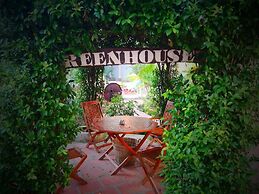 Happy Family Guesthouse