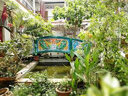 Happy Family Guesthouse