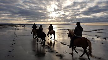 Grásteinn Guesthouse