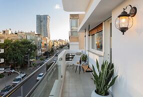 Mr. Ben Yehuda - By TLV2GO