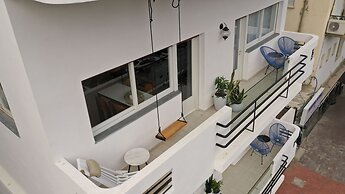 Mr. Ben Yehuda - By TLV2GO