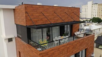 Mr. Ben Yehuda - By TLV2GO