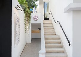 Mr. Ben Yehuda - By TLV2GO