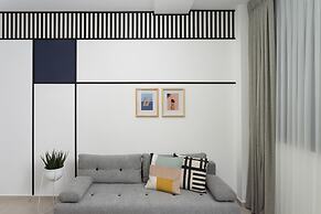 Mr. Ben Yehuda - By TLV2GO