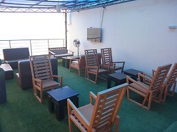 Orchid Suite & Apartment