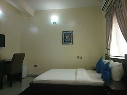 Orchid Suite & Apartment