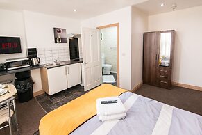 Snooze Apartments Flat 51