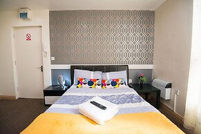 Snooze Apartments Flat 51