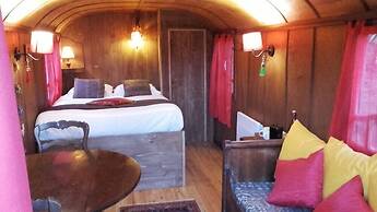 Roulottes de la Baronnie - Campsite