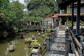 RedDoorz Plus near Jalan Baru Bogor