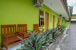 RedDoorz @ Jalan Parangtritis