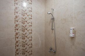 RedDoorz near Plaza Simpang Lima