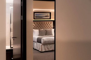 The County Aparthotel