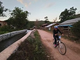 Mr. Charles Riverview Lodge