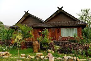 Mr. Charles Riverview Lodge