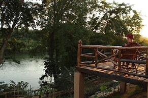 Mr. Charles Riverview Lodge