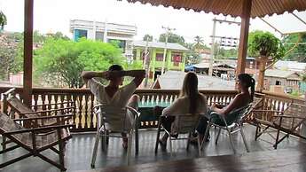 Mr. Charles Guest House - Hostel