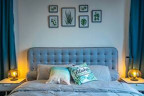 The Mews Jalan Yap Kwan Seng by Joanne