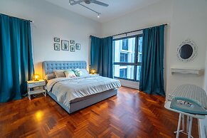 The Mews Jalan Yap Kwan Seng by Joanne