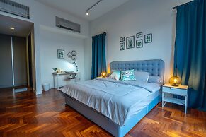 The Mews Jalan Yap Kwan Seng by Joanne