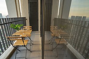 The Mews Jalan Yap Kwan Seng by Joanne