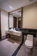 The Mews Jalan Yap Kwan Seng by Joanne