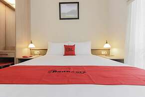 RedDoorz Syariah Plus @ Jatibening