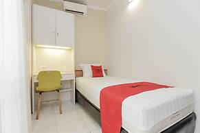 RedDoorz Syariah Plus @ Jatibening