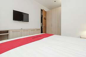 RedDoorz Syariah Plus @ Jatibening