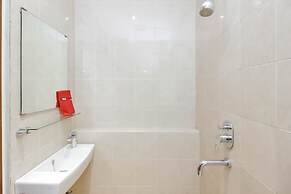 RedDoorz Syariah Plus @ Jatibening