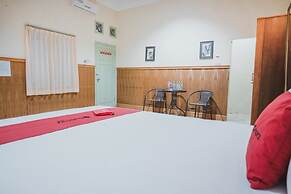 RedDoorz near Kartini Mall Lampung