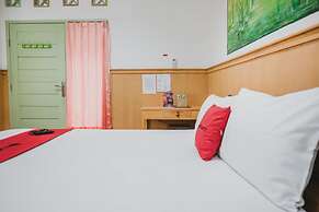 RedDoorz near Kartini Mall Lampung