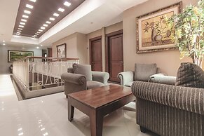 RedDoorz Near Pasar Pagi Cirebon