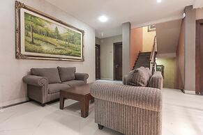 RedDoorz Near Pasar Pagi Cirebon